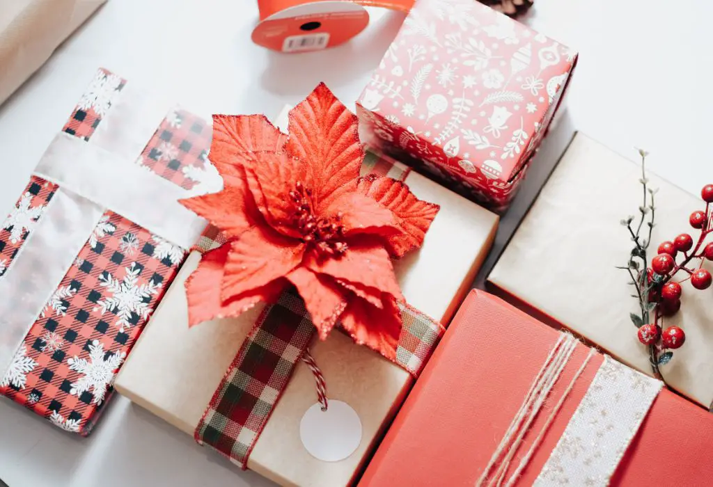 Christmas Gifts Statistics Facts