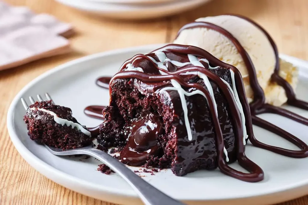 Applebee’s Desserts Menu: Triple Chocolate Meltdown